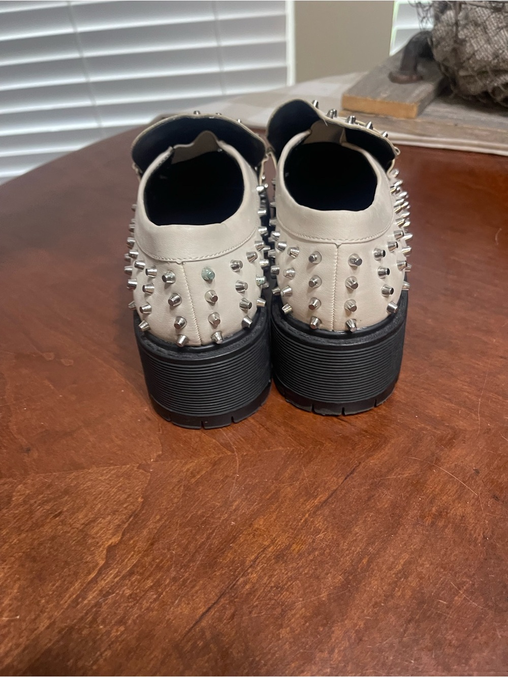 Steve Madden  Malvern Studded Loafers lug - Picture 6 of 10